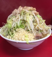 「大ラーメン豚入 (890円)」@ラーメン二郎 中山駅前店の写真