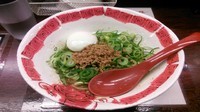 「揚揚定食（揚揚麺+温泉卵+スープ+ご飯）」@麻拉麺 揚揚の写真