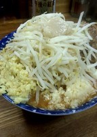 「豚入り小ラーメン+からいの+しょうが」@ラーメン二郎 新小金井街道店の写真