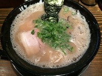 「ラーメン　￥600」@博多一双 博多駅東本店の写真