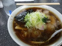 「青島ラーメン大盛り 770円＋刻みネギ 50円」@青島食堂 南万代店の写真
