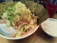 「のり醤油ラーメン（850円）+半ライス（100円）」@超ごってり麺 ごっつ 秋葉原店の写真