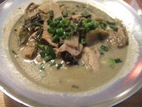 「グリーンカレーヌードル 750円」@BAKASOUL ASIAの写真