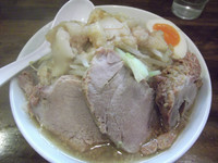 「ラーメン+豚(800円)」@ラーメンJAPAN 川口本店の写真