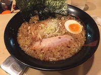 「煎りにんにくらーめん」@よしきゅう 本店の写真