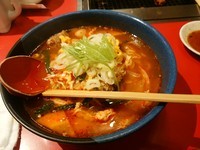 「カルビラーメン(並盛)610円(税別)」@朝鮮飯店 高崎駅西口店の写真