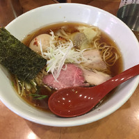 「香彩鳥だし醤油(特製)」@麺屋 翔 西新宿本店の写真