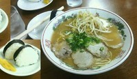 「ラーメン（600）＆オニギリ（150）=750円」@陽気 大手町店の写真