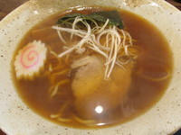 「醤油ラーメン　「700円」」@麺屋 葵の写真