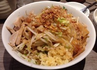 「まぜそば＋ごはん(小)800円＋120円」@つけめんTETSU 町田店の写真