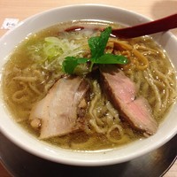 「喜多方らーめん（塩味）（￥800）」@麺や 七彩 東京駅の写真