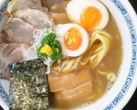 「焼き豚らーめん（味付玉子入り） 1100円」@らーめん はやしの写真