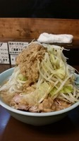 「中ラーメン」@立川マシマシ秘密工場の写真