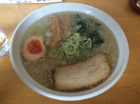 「あっさり しお らぁ麺  背脂入」@麺や しみずの写真