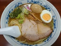 「【山岸一雄氏哀悼企画】大勝軒の中華そば＋味玉＝￥680」@ちょっと美味しい中華食堂 大門の写真