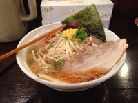 「豚骨正油ラーメン」@北海道濃厚しばきとんこつ てらじ。の写真