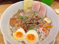 「特製キノコノベジソバ」@ソラノイロ salt & mushroomの写真