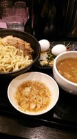 「つけ麺大（釜あげ、油どでん）➕追い飯（坦々）」@つけ麺 どでんの写真