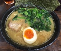 「ラーメン＋ほうれん草（￥650＋サービス券）」@横浜らーめん 源泉の写真