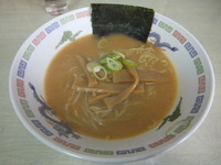 「朝ラーメン味噌味160円」@フォーラムめんの写真