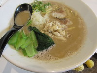 「濃厚真鯛白湯2nd　「800円」」@海老・特濃煮干そば まるはの写真