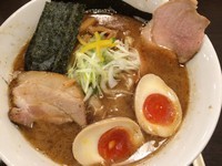 「特製濃厚煮干し中華 950円」@煮干し中華 八の写真