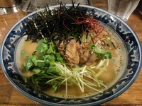 「牡蠣・拉麺」@麺や佐市の写真
