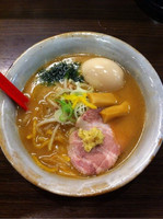 「味噌ラーメン（700円）＋ 味玉（100円）」@味噌専門 麺屋大河の写真
