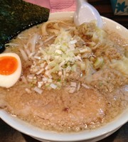 「背脂醤油（太麺￥750、麺固）+ワンタン（￥200）」@稲荷屋の写真