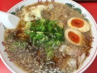 「特製醤油 味玉ラーメン＋ワンタン」@ラーメン魁力屋 五反田店の写真