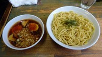 「つけ麺大盛り：あっさり味（900円）＋味付玉子（100円）」@藍華の写真