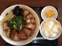 「とんこつちゃーしゅうめん　サービスライス」@会津喜多方ラーメン 蔵太鼓 茨城麻生店の写真