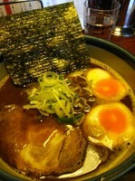 「コク正油味玉らぁめん(780円)」@麺楽屋の写真