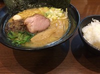 「醤油ラーメン」@松壱家 戸塚店の写真