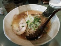 「醤油らーめん」@なご家の写真