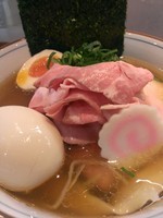 「[気まぐれ限定]特製お魚のしずく 淡麗 ＋〆茶漬け」@中華そば 四つ葉の写真