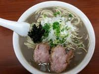 「濃厚煮干そば　麺大盛」@中村屋総本山の写真