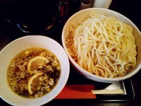 「塩レモンつけめん ￥650＋中盛 ￥50」@小麦屋 満月の写真