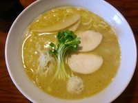 「鶏そば 本絞り（塩、麺硬め）」@中華そばつけそば 千思萬考の写真