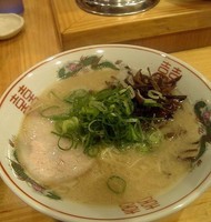 「ラーメン+キクラゲ」@博多ラーメンセンターの写真