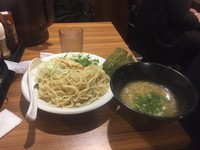 「鶏骨醤油つけめん」@濃厚鶏そば 麺屋武一 新橋本店の写真