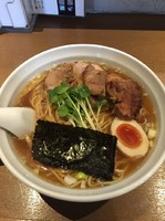 「あぶりチャーシューメン(醤油) 1000円」@Dragon Noodle's ドラゴンラーメンの写真