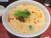 「担々麺」@美華園 新橋店の写真