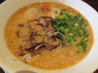 「豚骨らぁめん　「750円」」@つけめん・らあめん 宗庵 北千住店の写真