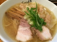 「塩味ワンタン」@ShiNaChiKu亭の写真