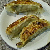 麺定食　６７０円　（半餃子　単品２１０円）