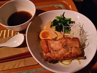 「骨付き豚バラ肉のつけ麺」@Vulcania Restaurantの写真