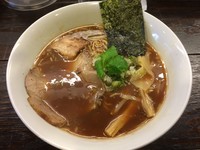 「醤油中華そば 750円」@中華そば こむぎの写真