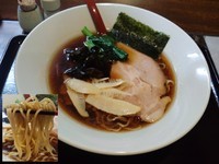 「濃口醤油ラーメン麺量200g790円」@一酵やの写真