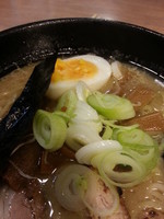 「麦赤味噌ラーメン９００円」@日本橋 札幌やの写真